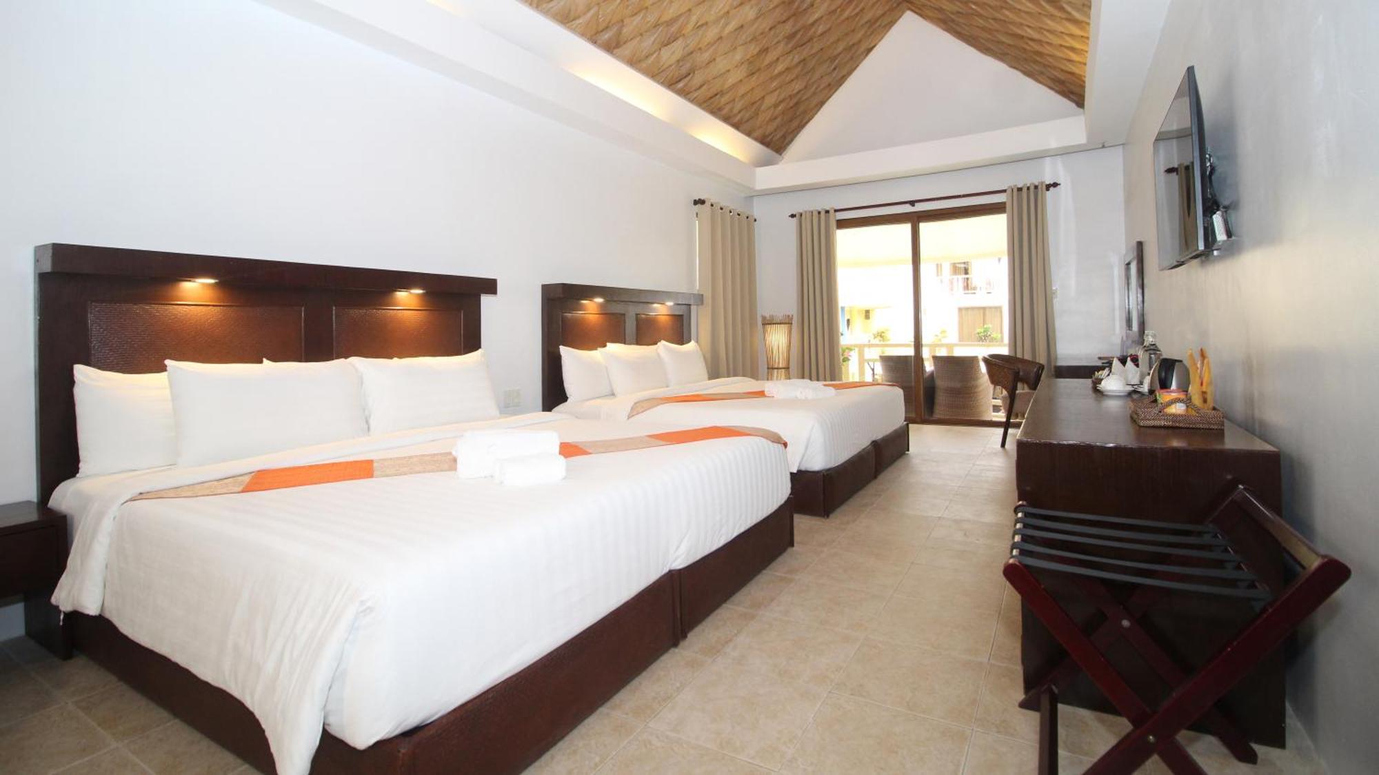 Ambassador In Paradise Balabag  Zewnętrze zdjęcie Deluxe Room