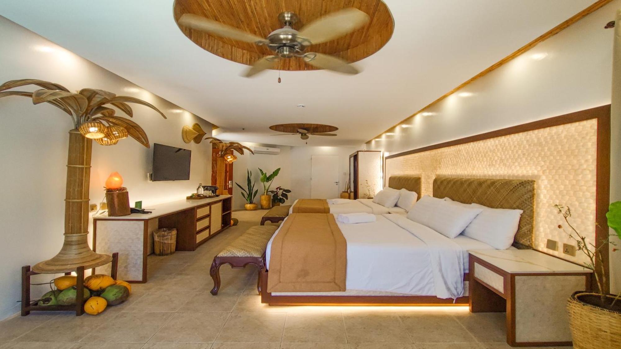 Ambassador In Paradise Balabag  Zewnętrze zdjęcie Deluxe Room