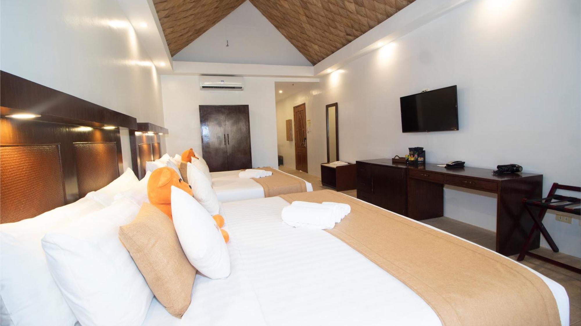 Ambassador In Paradise Balabag  Zewnętrze zdjęcie Deluxe Room